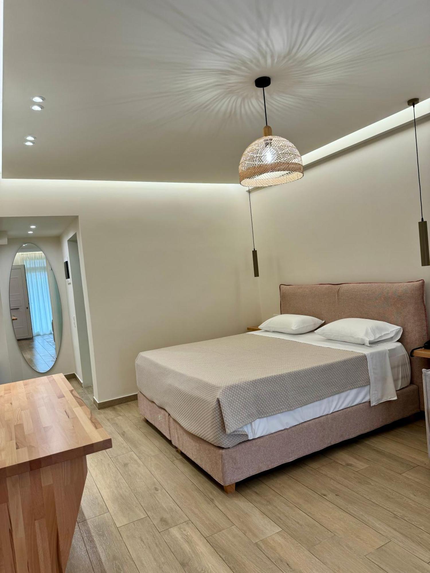 Hotel Philoxenia à Ermones Extérieur photo