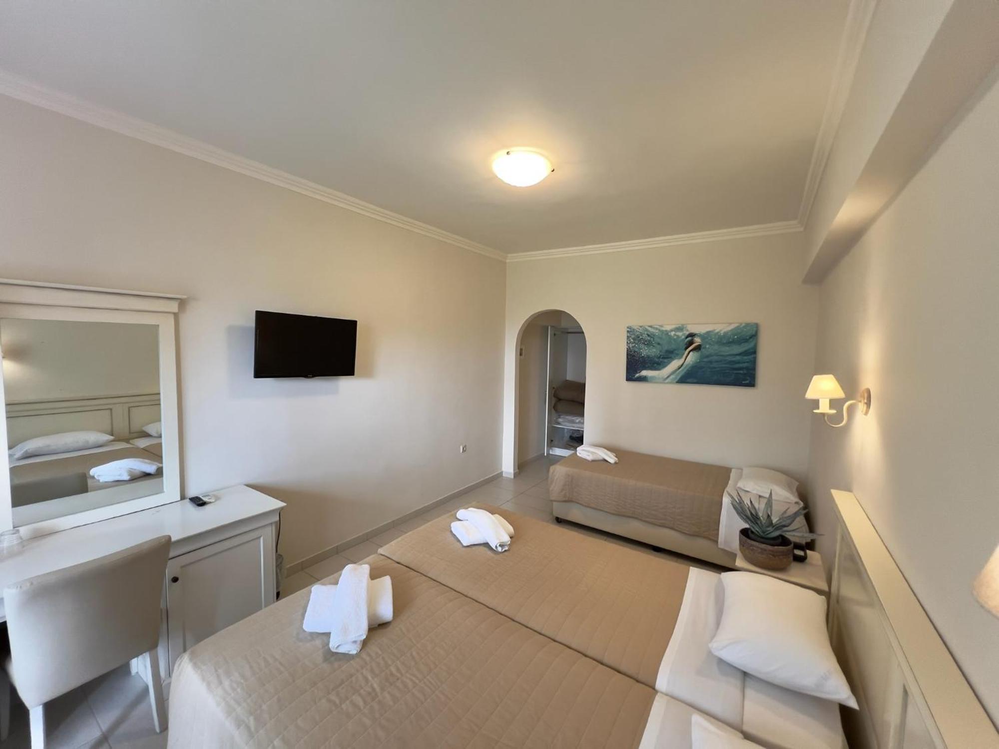 Hotel Philoxenia à Ermones Extérieur photo