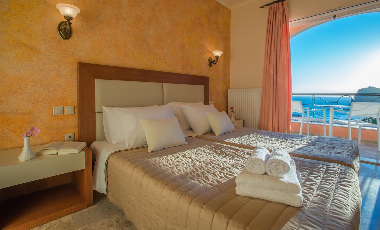 Hotel Philoxenia à Ermones Extérieur photo